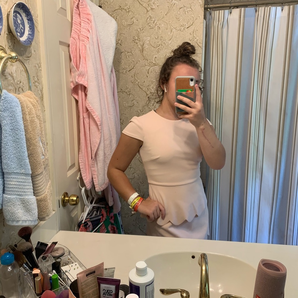 pink dress